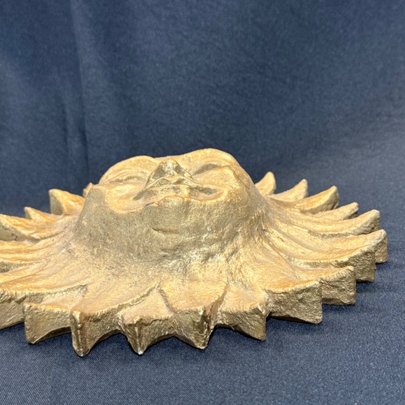 Vintage Hayes Parker Signed Stonecast Sun Face Antique Gold Wall Hanging 10" - Picture 2 of 7